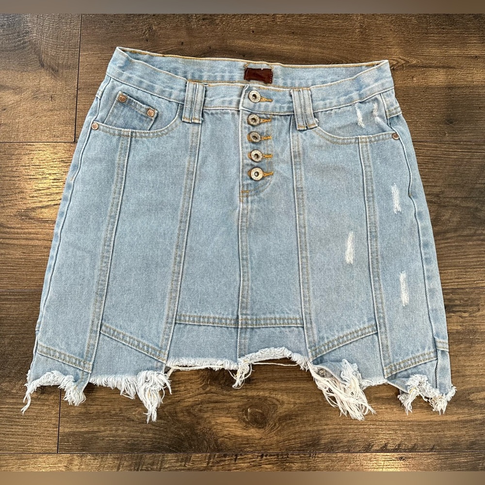 GUC Women's Junior's POL Denim Mini Skirt Distressed Destructed Y2K Size: M